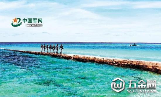 ▲水警區(qū)官兵在巡邏途中（中國軍網(wǎng)）